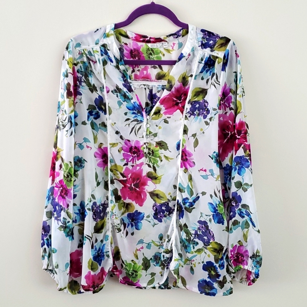 Casual Studio Floral Long Sleeve Blouse